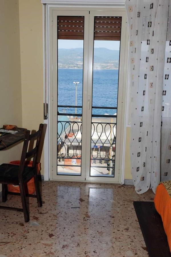 B&B Il Mappamondo Messina Exterior foto